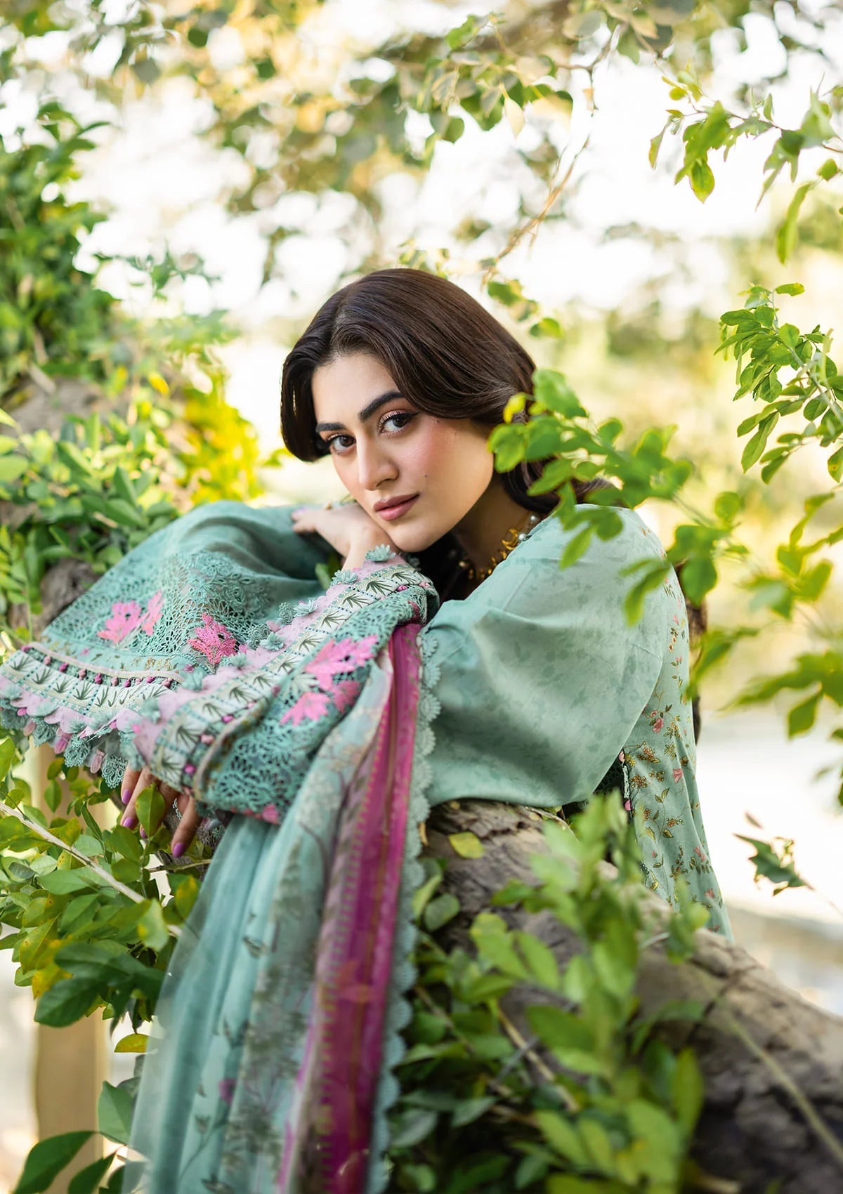 Elaf Chikankari - ERC-4B NAYAB