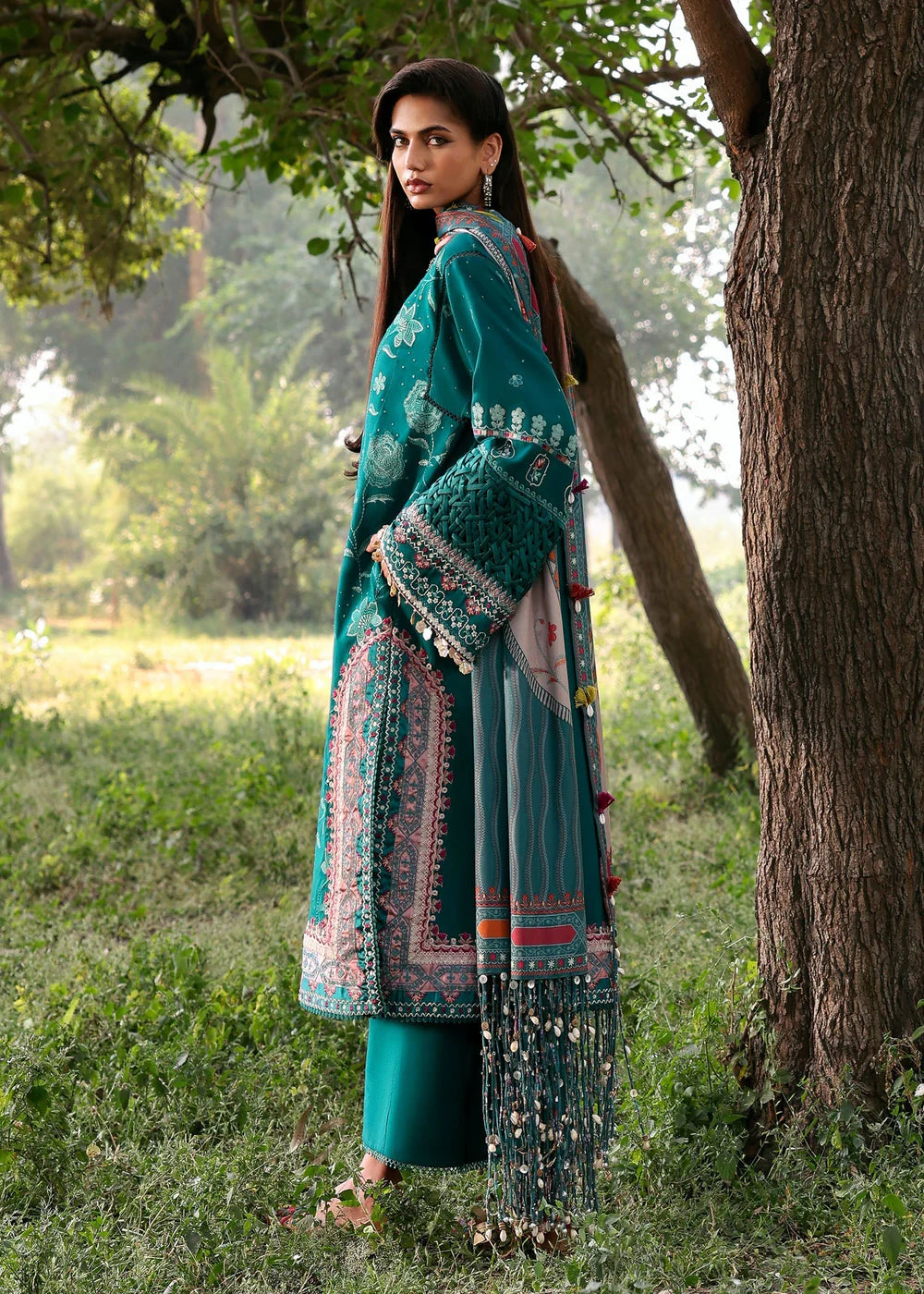 Winter Unstitched'25 by Siraa - Mahpari