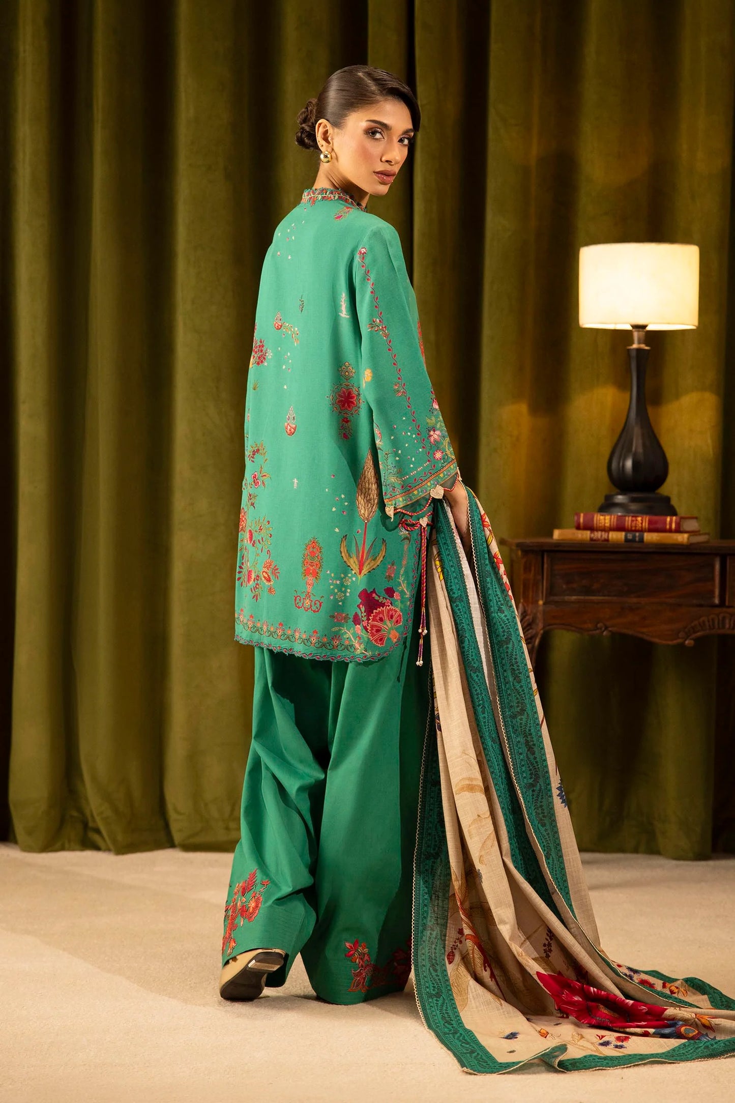 Sana Safinaz Muzlin Winter '25 - M253-019B-3CQ