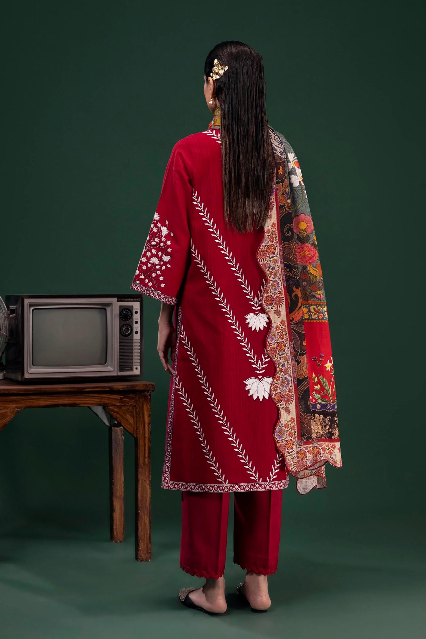 Mahay Winter 2025 by Sana Safinaz -SKU: H255-006A-3CQ