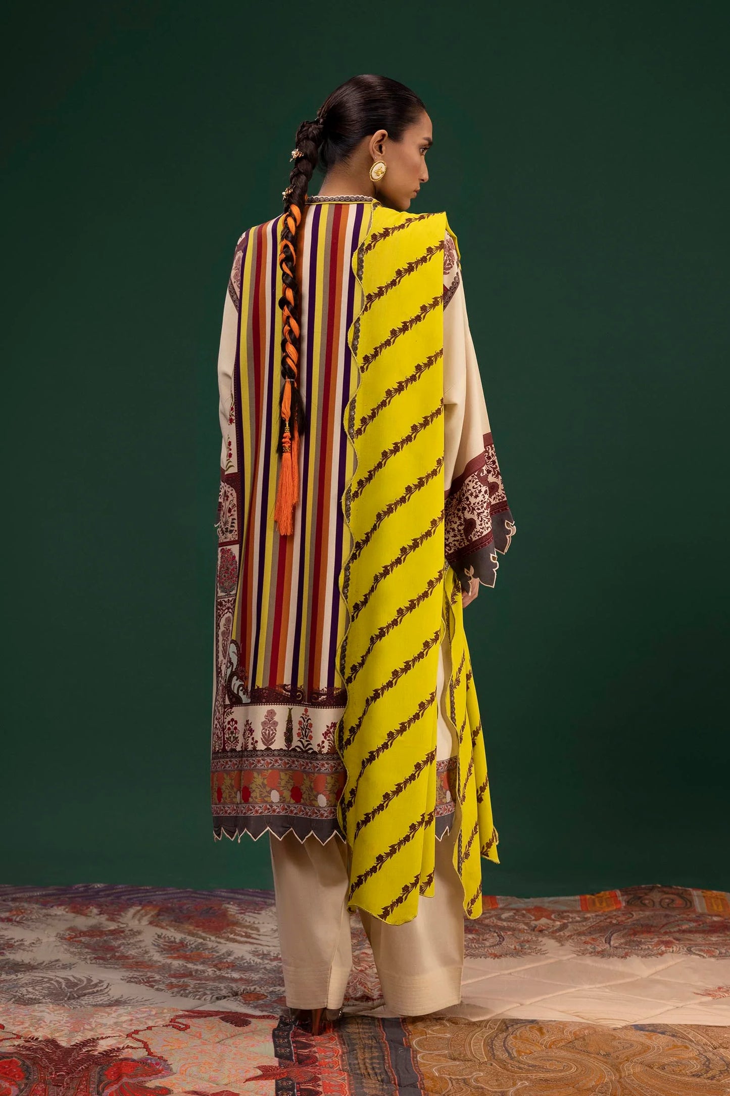 Mahay Winter 2025 by Sana Safinaz - SKU: H255-007A-2DA