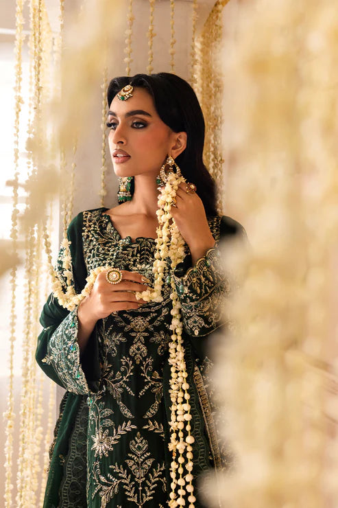 Emaan Adeel | Sheherzadi Formals 25 | VANIA