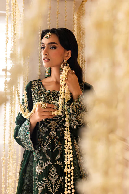 Emaan Adeel | Sheherzadi Formals 25 | VANIA