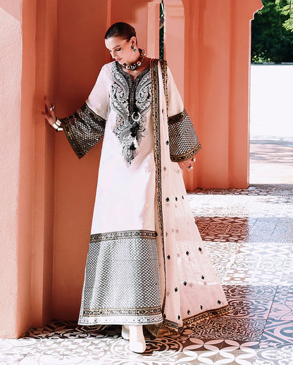 Nuvera  Raw Silk | Gillian | Mushq