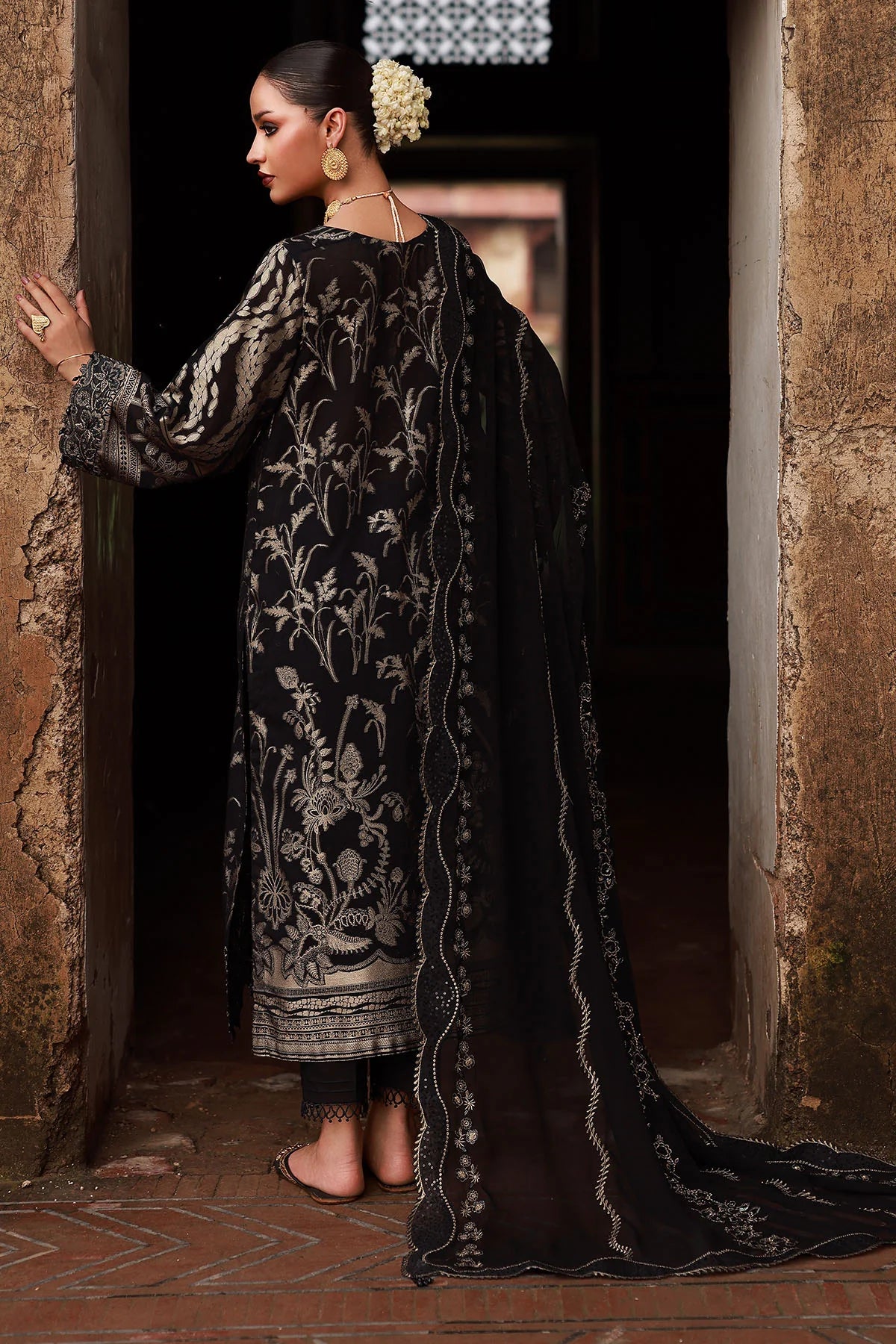 NJ-106 Maya Lawn Jacquard'25 by Nureh