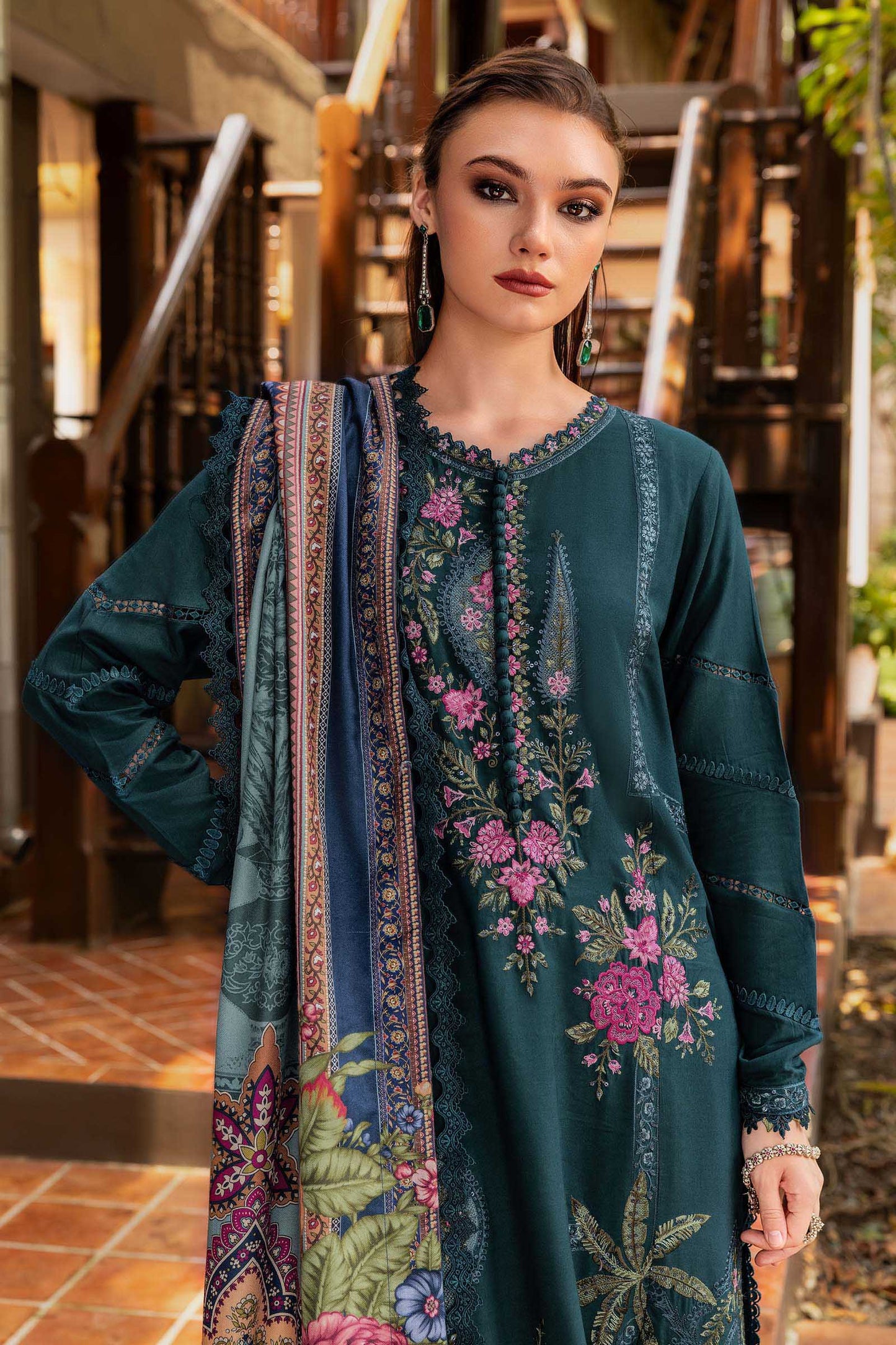M prints Winter 2025 - MPT-2807-B | Maria. B.
