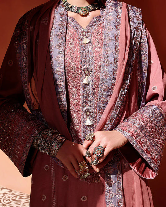 Mushq Nuvera/ Raw Silk - Hermione