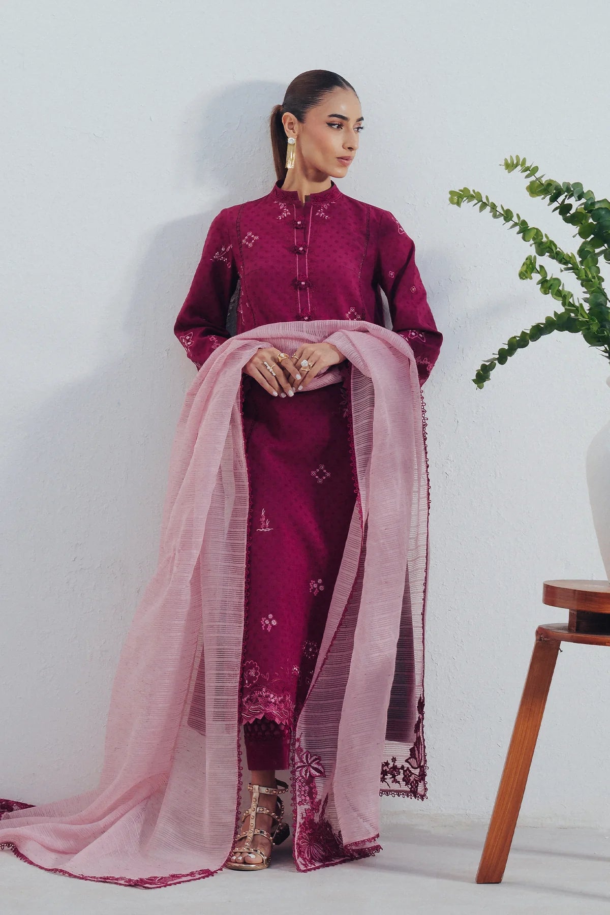 Basic Pret '26 | QBP-04 LIVIA | Qalamkar