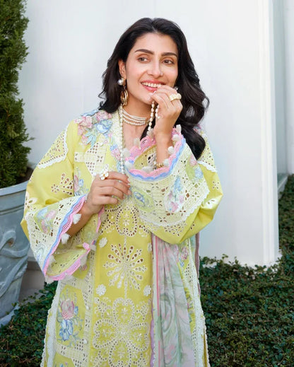 Amoi Luxury Lawn 2026 | Tender Whisper | Mushq