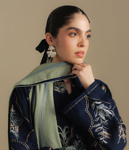 Coco Winter Unstitched 2025 BY Zara Shahjahan - Amber-1B