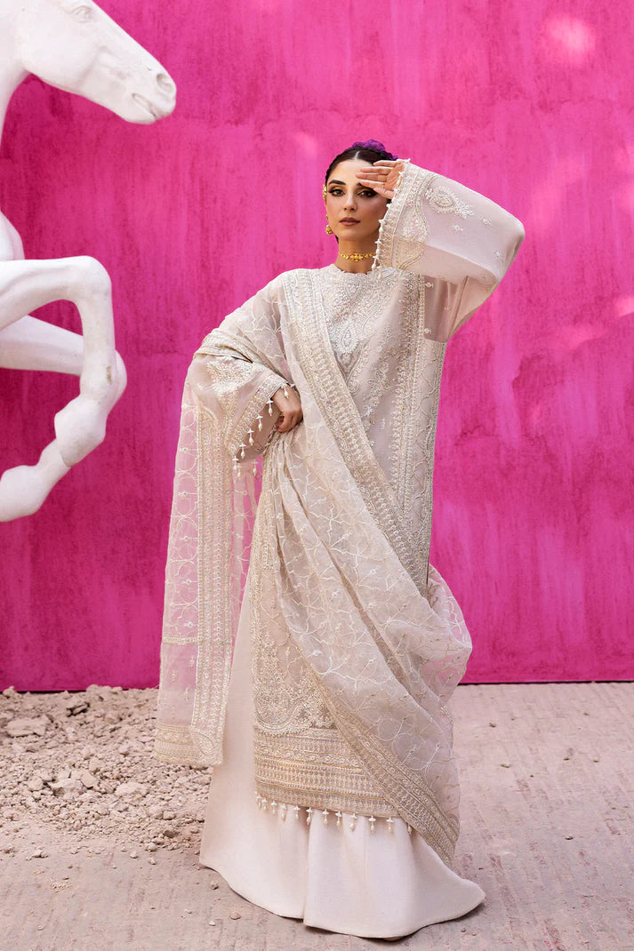 The Empress by Emaan Adeel-LUMESSE
