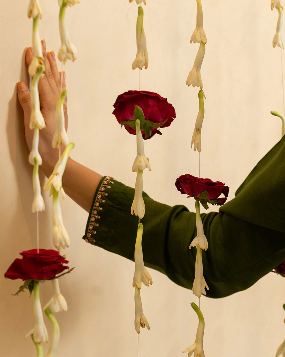 Nazrana Festive'25 by Binaf - Najma