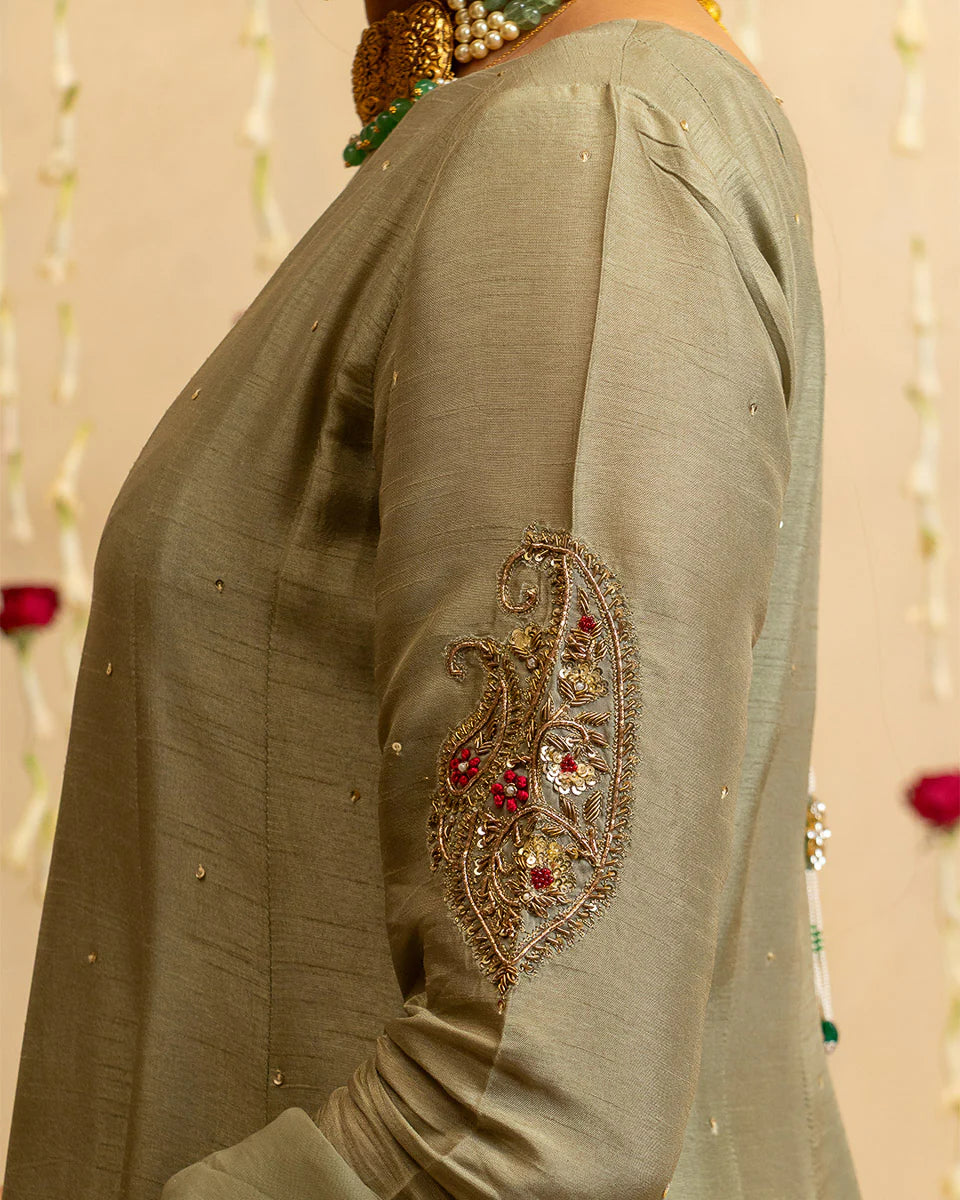 Nazrana Festive'25 by Binaf - Firdous