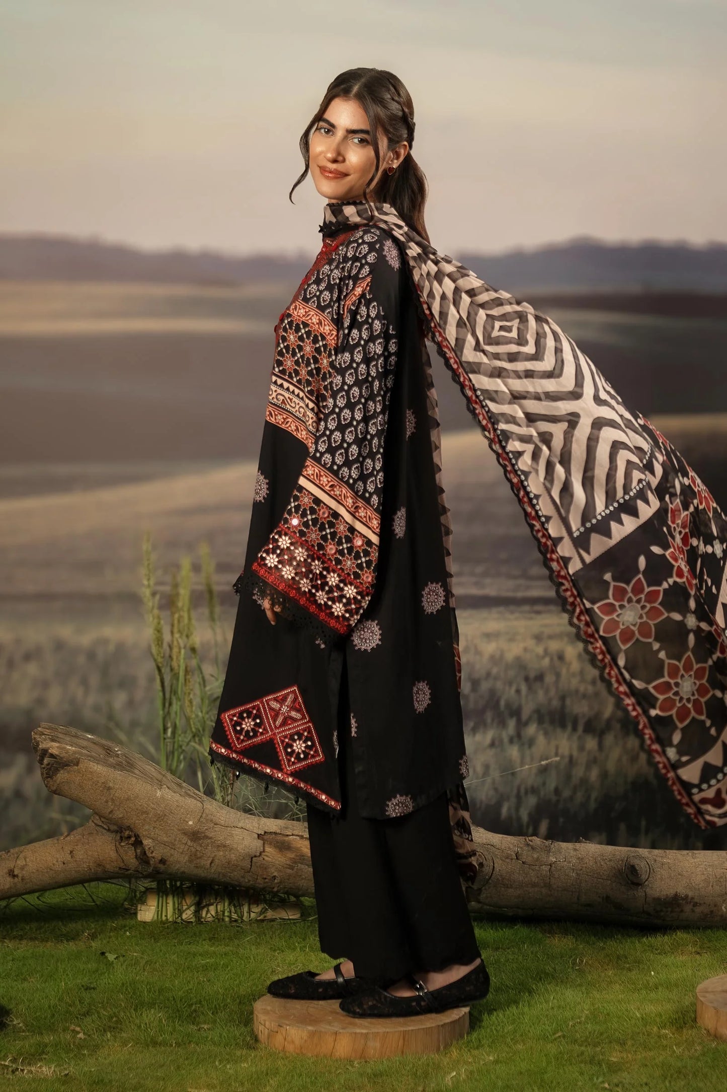 M Basic Fall'25 by MARIA.B  MB-PFUS25-09A