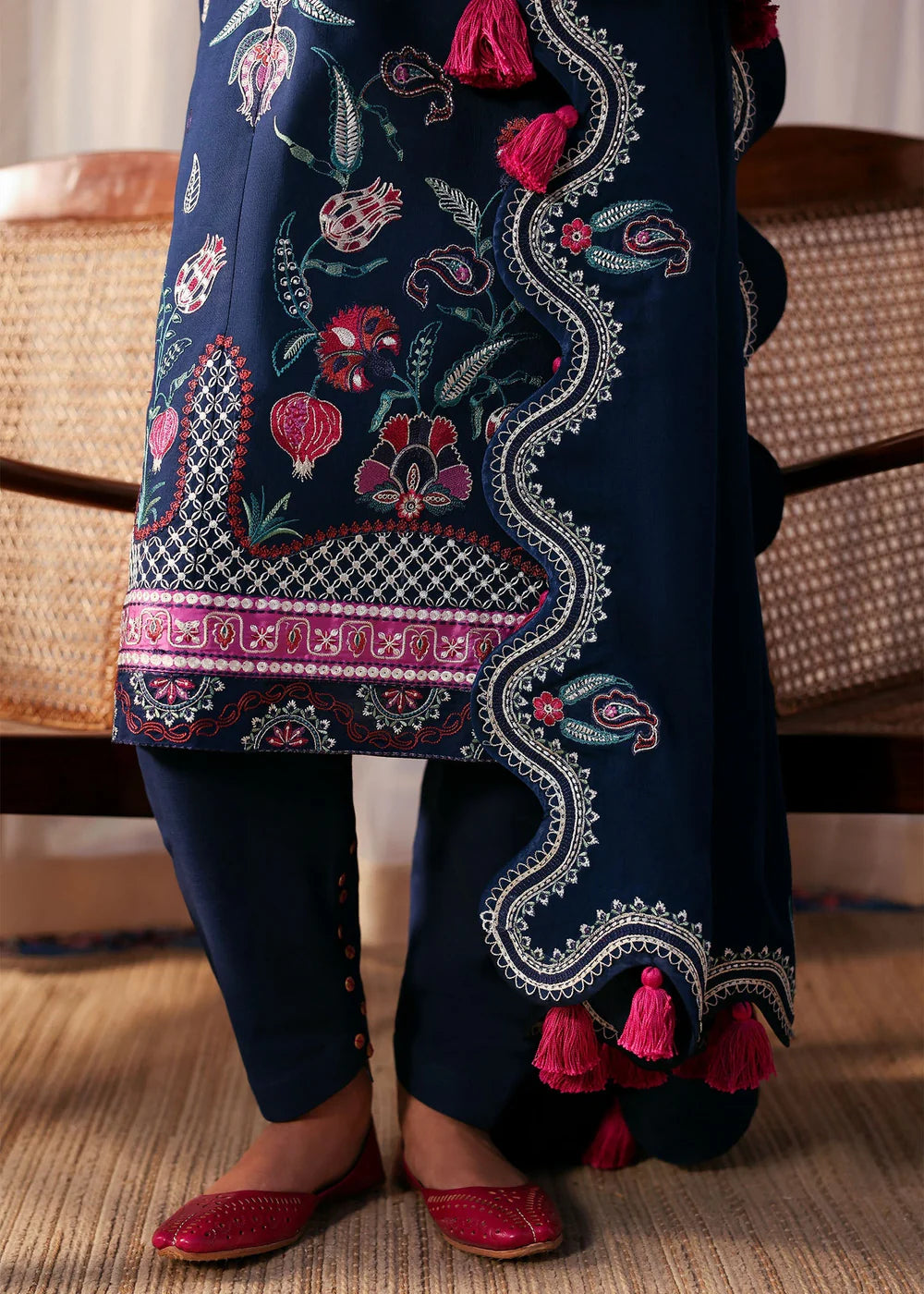 Winter Unstitched'25 by Siraa - Shahnoor