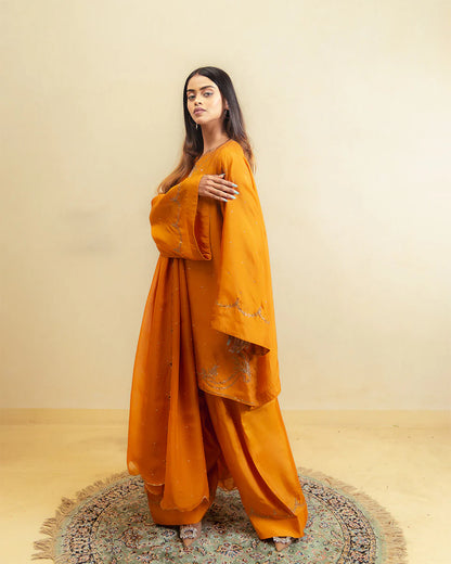 Pitaar Festive Pret'25 by Binaf - Zard