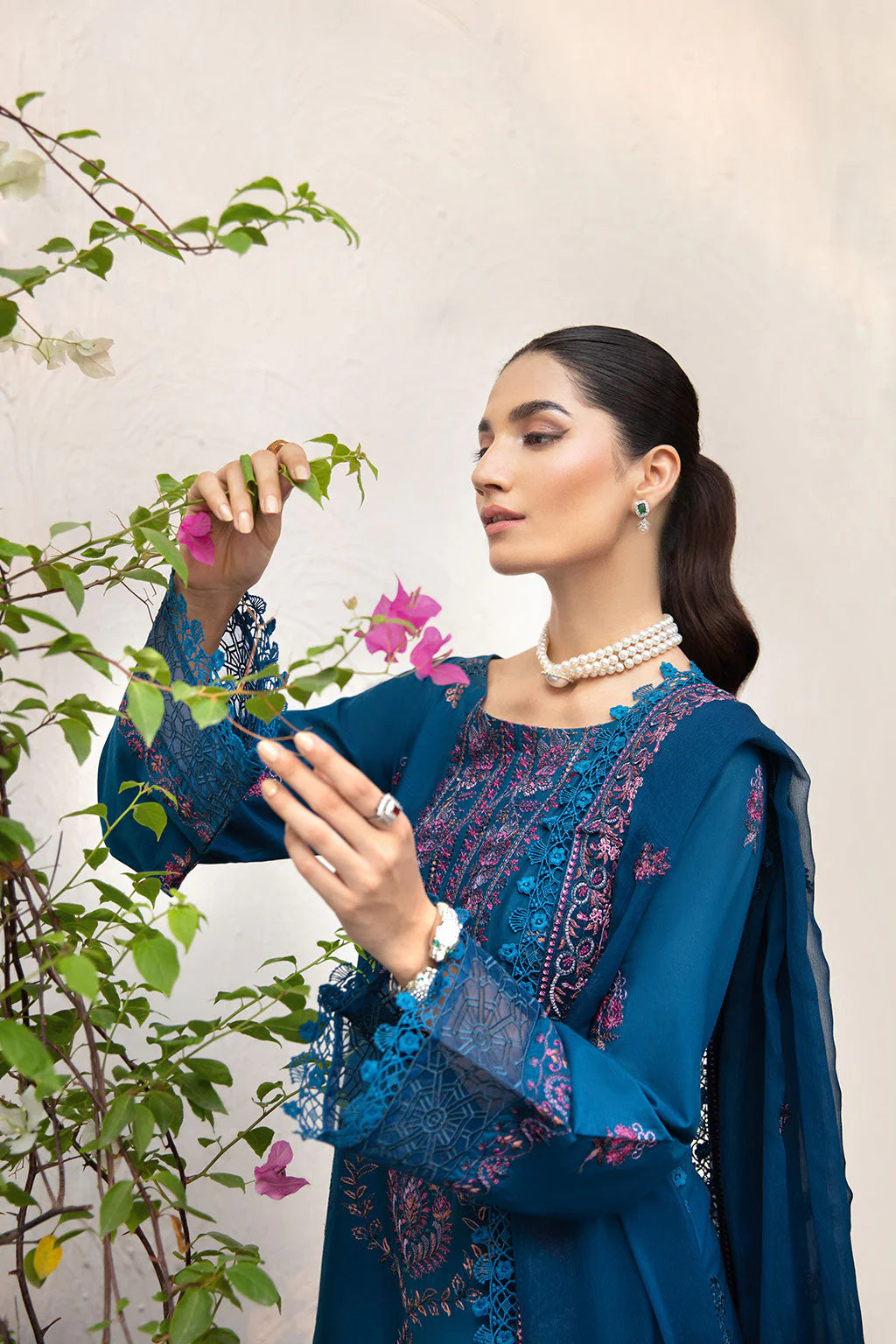 Riwayat - Vol 10 by Ramsha - Y-1008