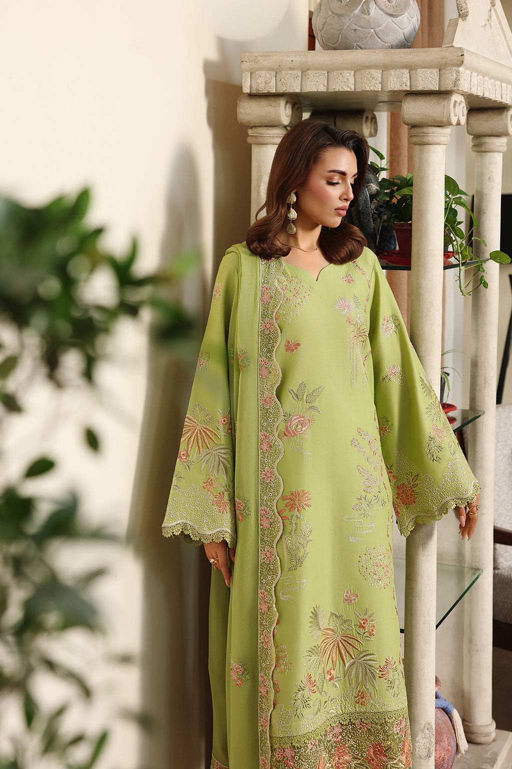 Rosa Essential Lawn | AL-303 | 2026 | Afsanah