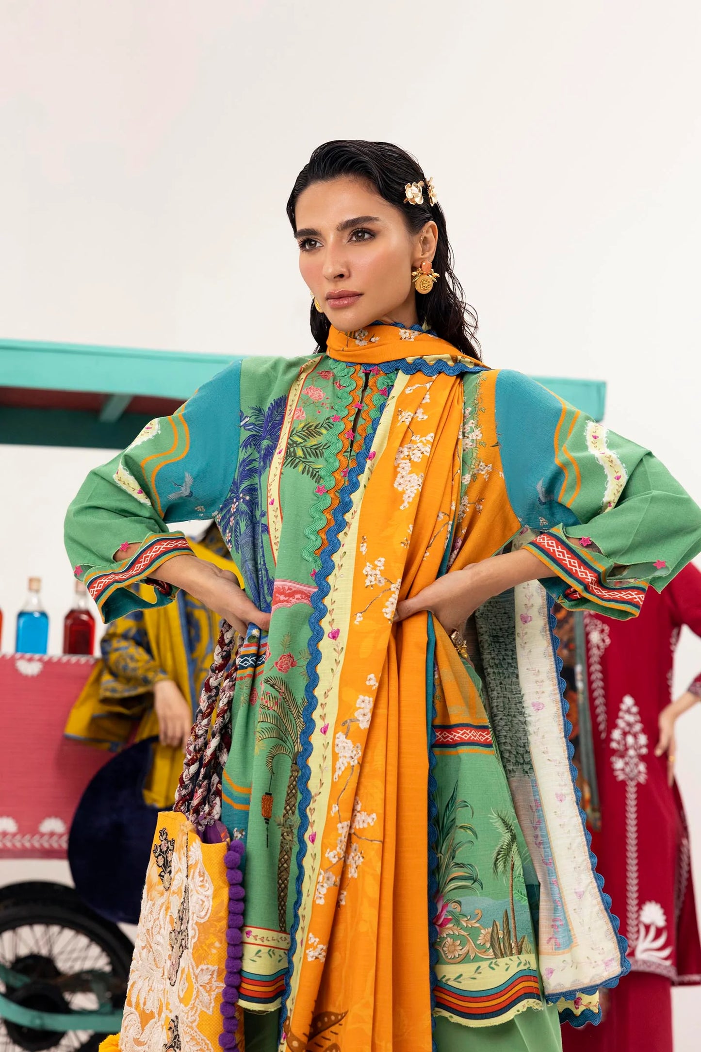 Mahay Winter 2025 by Sana Safinaz - SKU: H255-010B-2Q