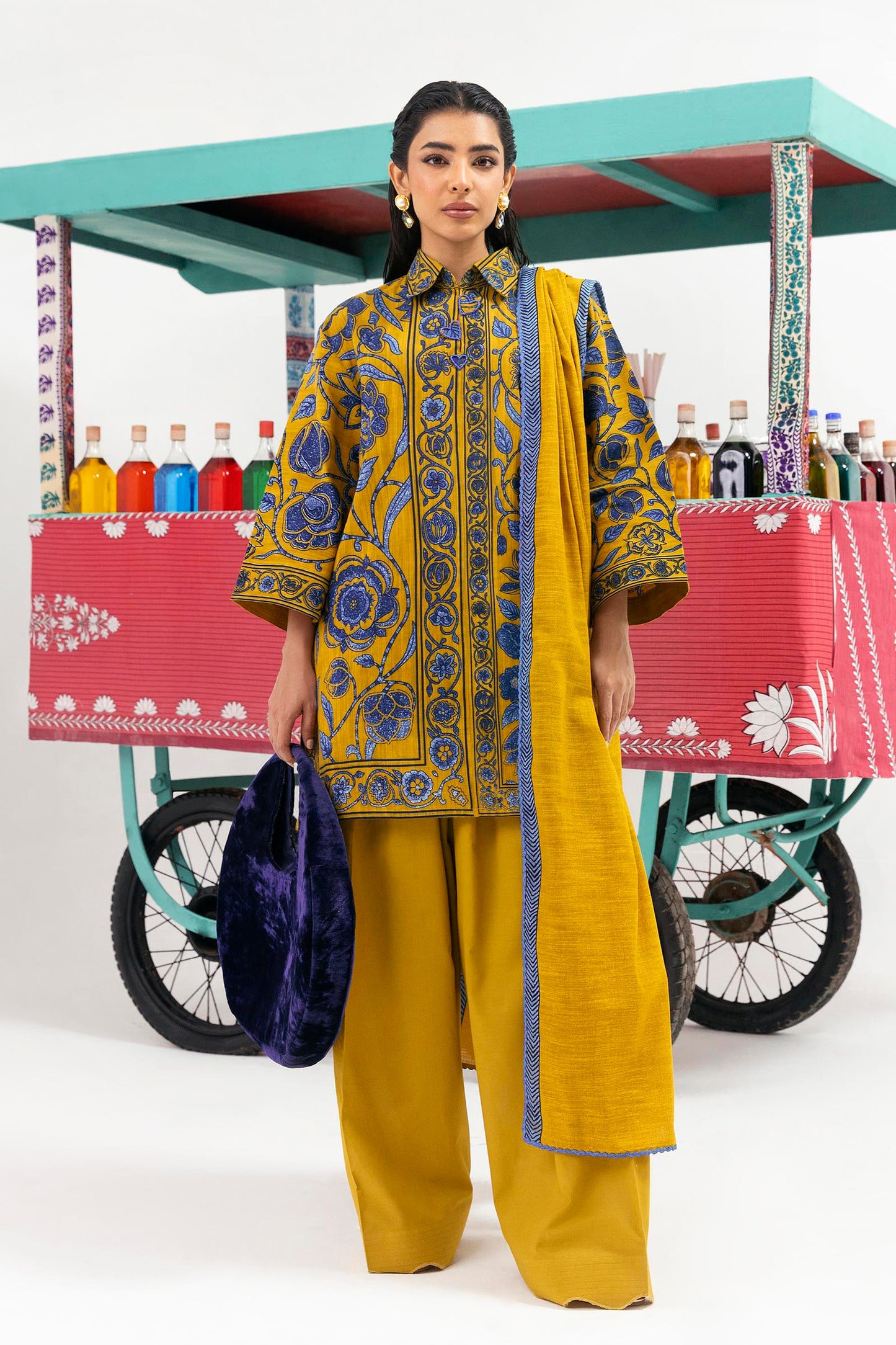 Mahay Winter 2025 by Sana Safinaz - SKU: H255-008B-2Q