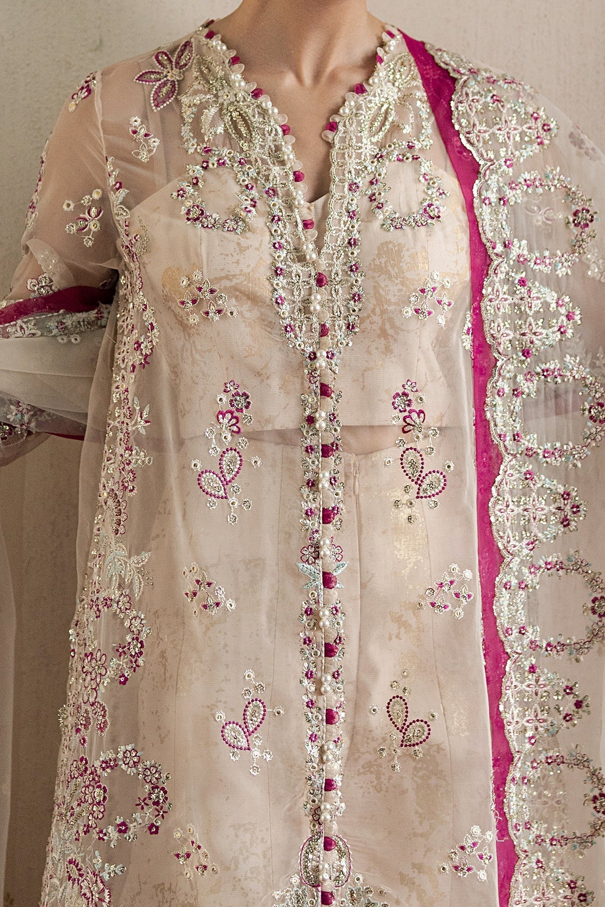 Pehli Nazar by Afrozeh Ayzel-Rangrez